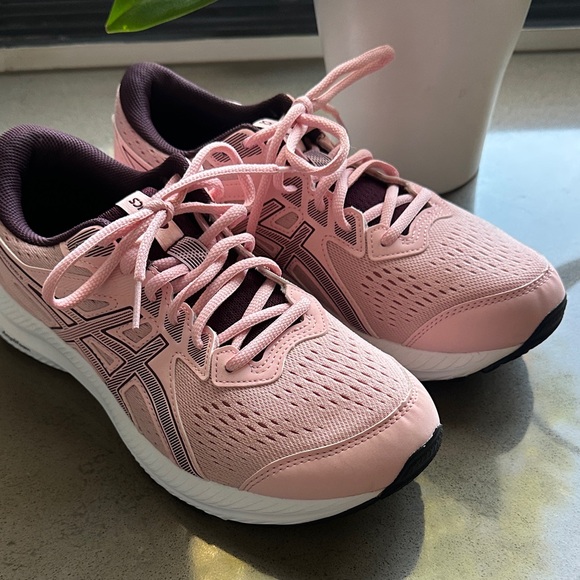 ASICS Women's Gel-Contend 8 Running Shoes in Pink and Burgundy size 8.5 😎 - Picture 6 of 16